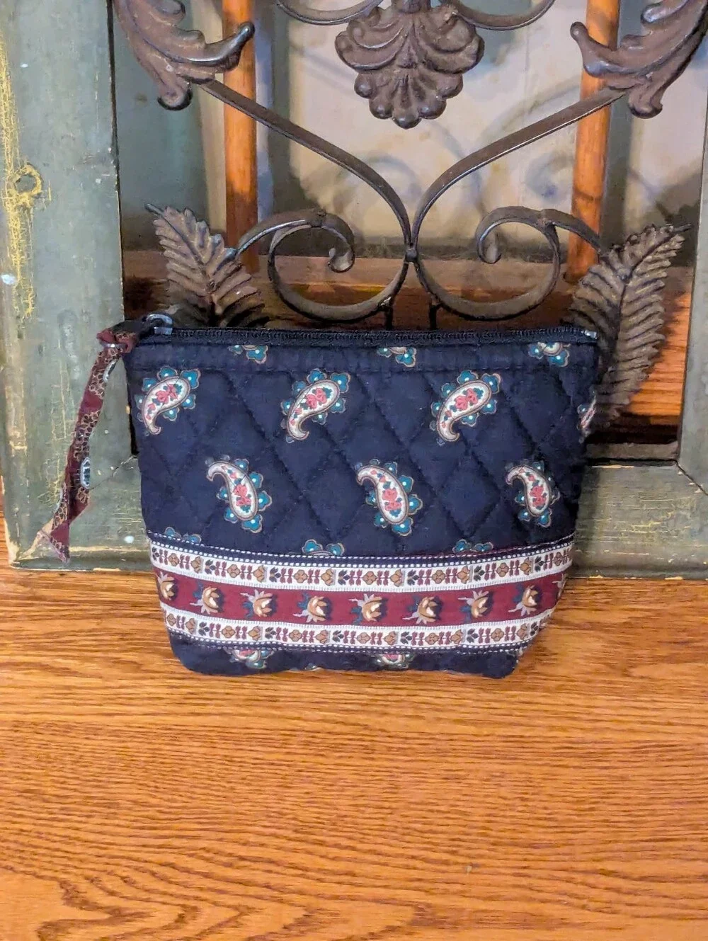 Vera Bradley Retired Navy Paisley Quilted Cosmetic Bag